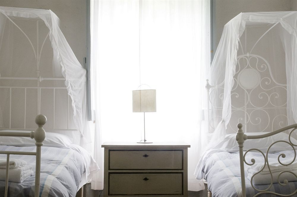 Fattoria Di Bacchereto - Guest House Экстерьер фото